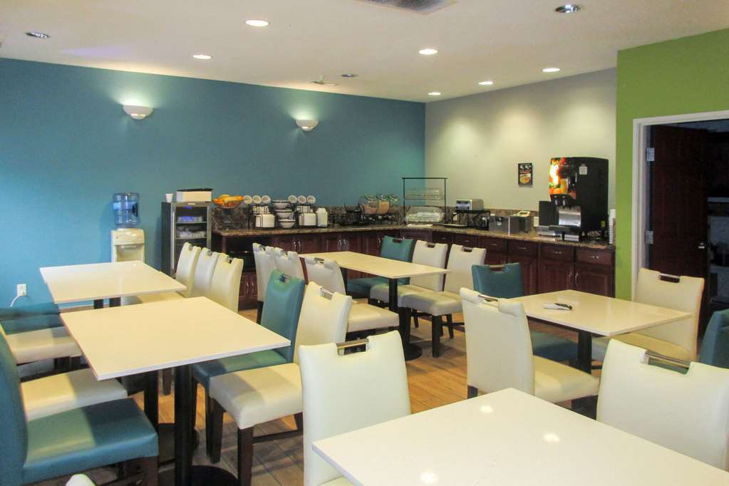 Quality Inn & Suites Ferdinand Restaurant foto