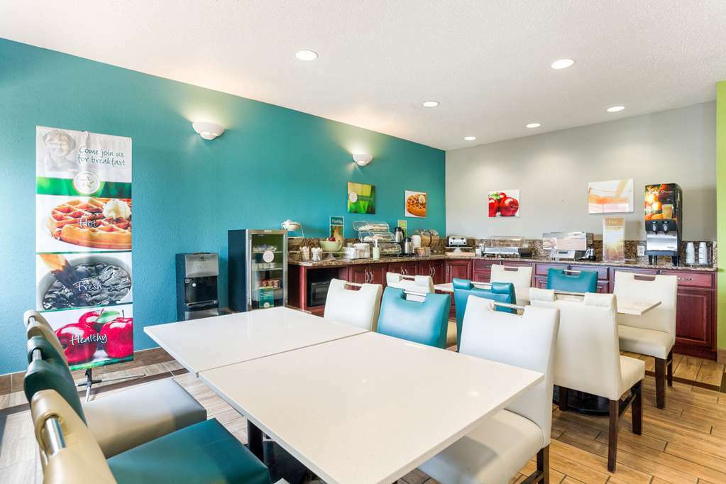 Quality Inn & Suites Ferdinand Restaurant foto